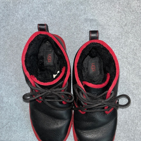 Ugg Neumel Pebble Leather Boots Mens 10 Black Red main image 7